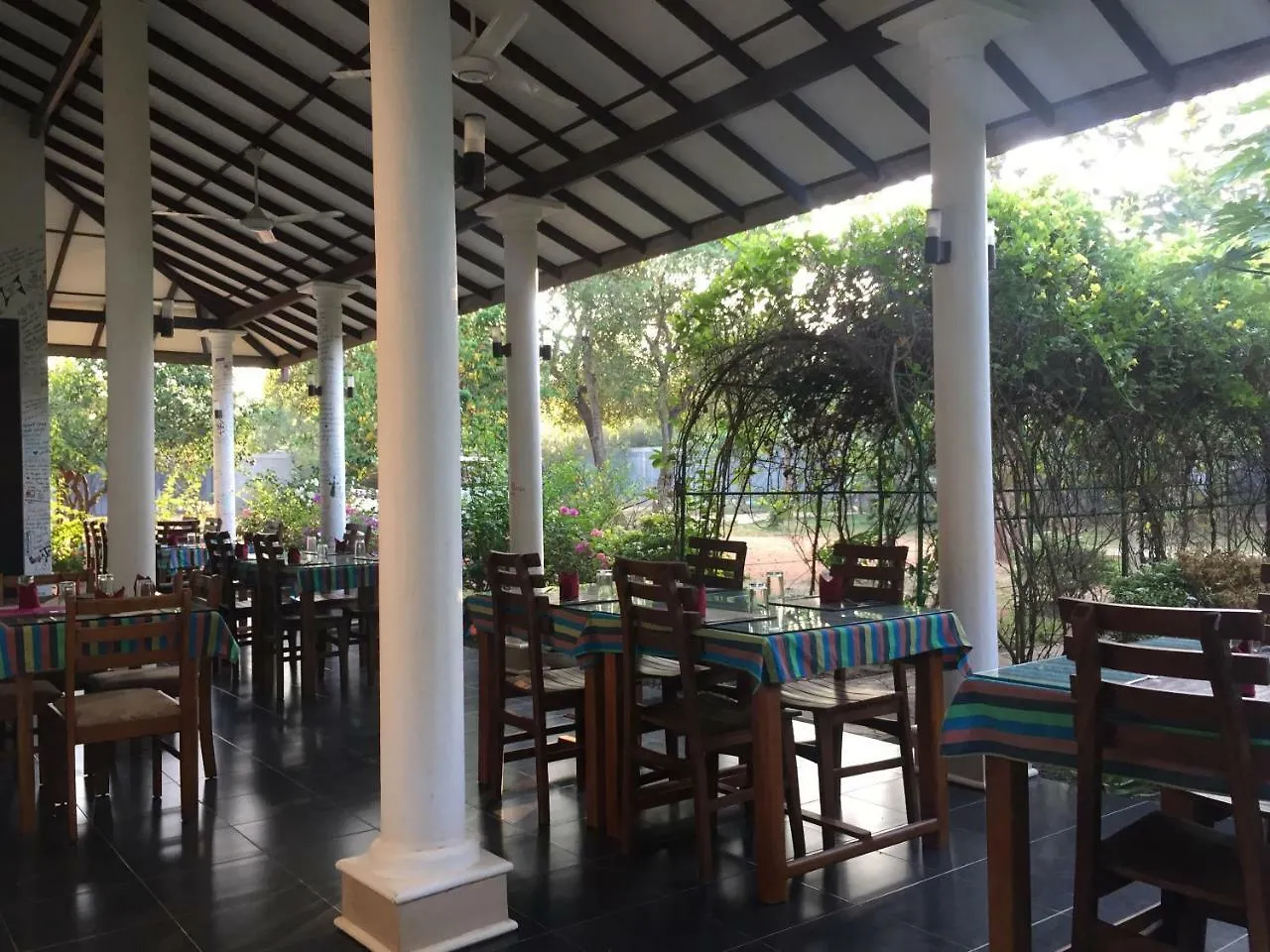Goddess Garden Sigiriya Hotel 0*,
